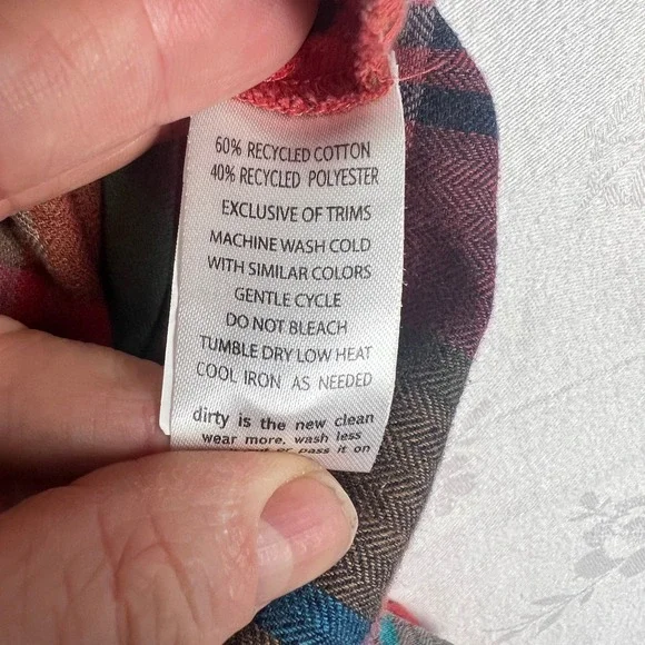 TOAD & CO Flannel Shirt Women's Small Long Sleeve Button Up Plaid Casual Outdoor - Picture 9 of 10